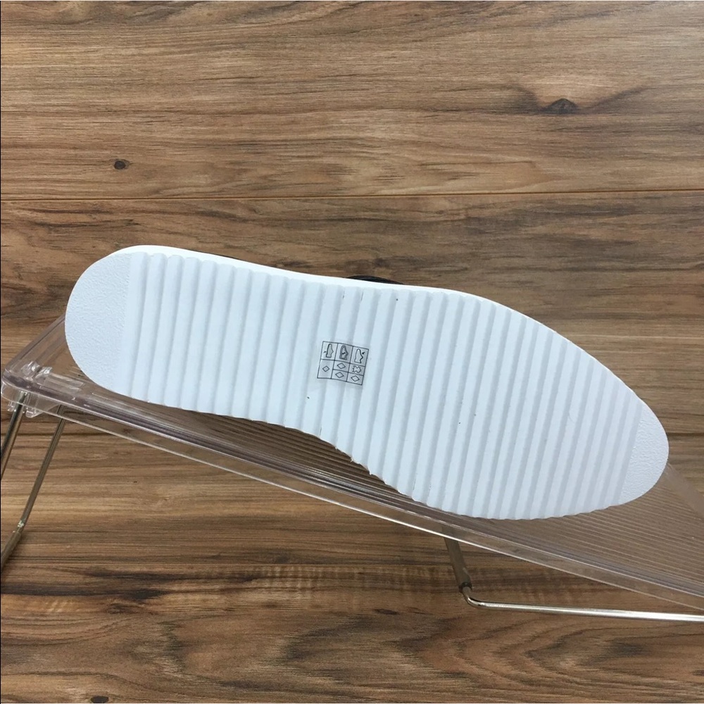 <SOLD>Karl Lagerfeld Paris Cler Slip On Shoes New - Picture 5 of 6